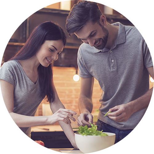 Tant un estomac vide qu’un estomac plein peut avoir un effet néfaste sur votre sommeil. 