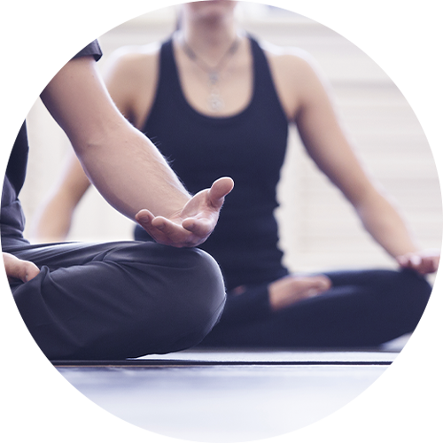 Le fait de bouger suffisamment en journée peut vous aider à mieux dormir la nuit. 