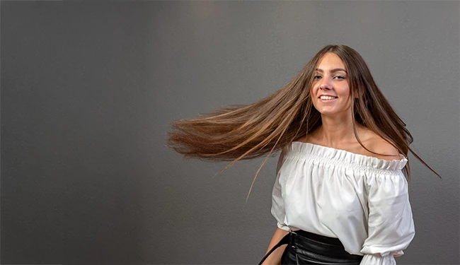 Meilleur remède contre la chute des cheveux chez les femmes : conseils pour une chevelure abondante